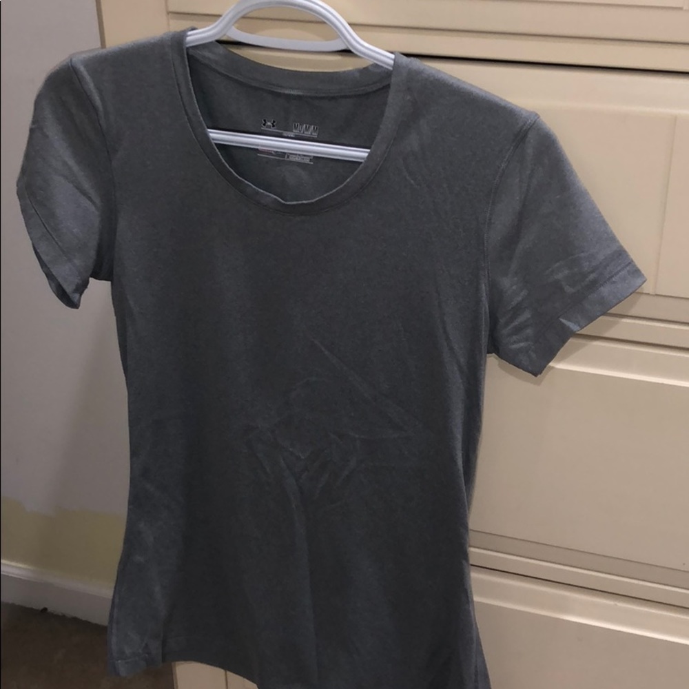 Under Armour tee
